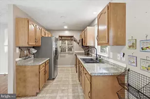 41886 Stephen Young Ct, Hollywood, MD 20636 - Photo 7