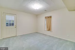 44087 Granite Way, California, MD 20619 - Photo 15