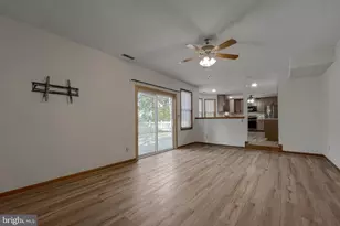 23041 Ash Ct, California, MD 20619 - Photo 9