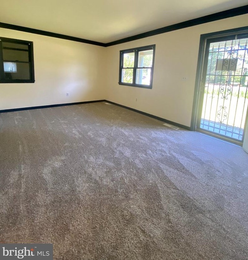 12073 Crisfield Ln, Princess Anne MD  21853-2119 exterior