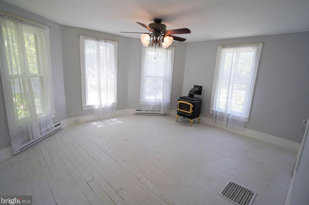 11600 Beckford Ave, Princess Anne MD  21853-1152 exterior