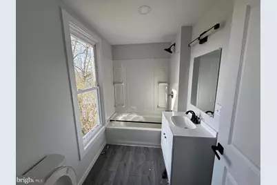 313 Broadway, Crisfield, MD 21817 - Photo 13