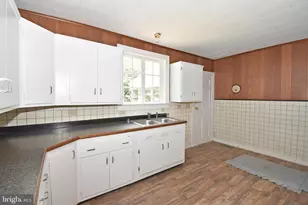 30472 Broad St, Princess Anne, MD 21853 - Photo 11