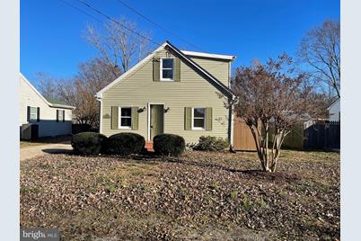 3953 School Street - Photo 1