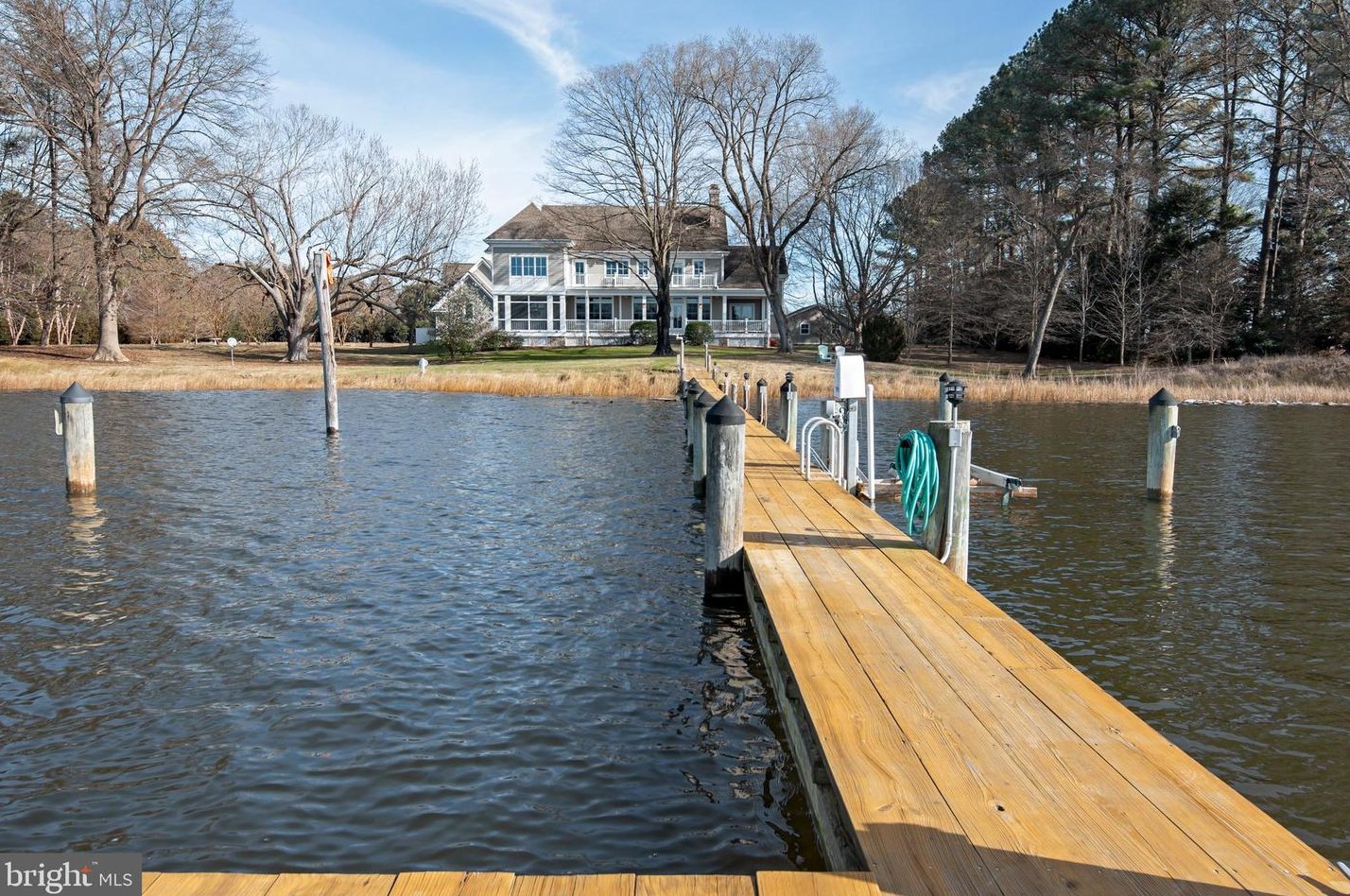 26404 Presquile Dr, Easton MD 21601 exterior