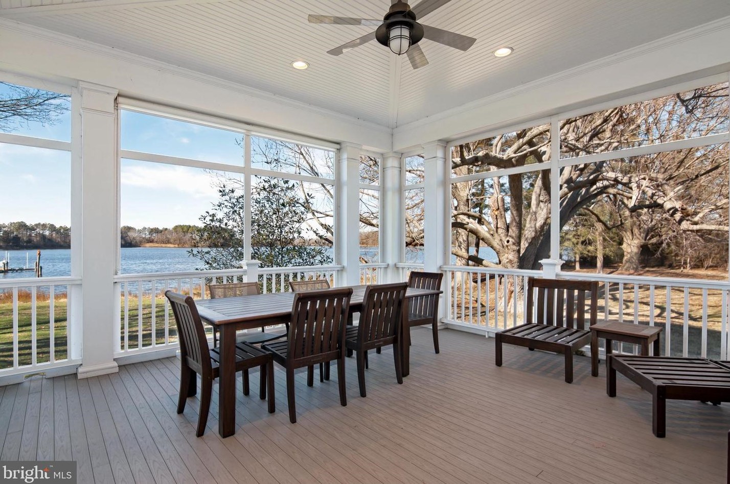 26404 Presquile Dr, Easton MD 21601 exterior