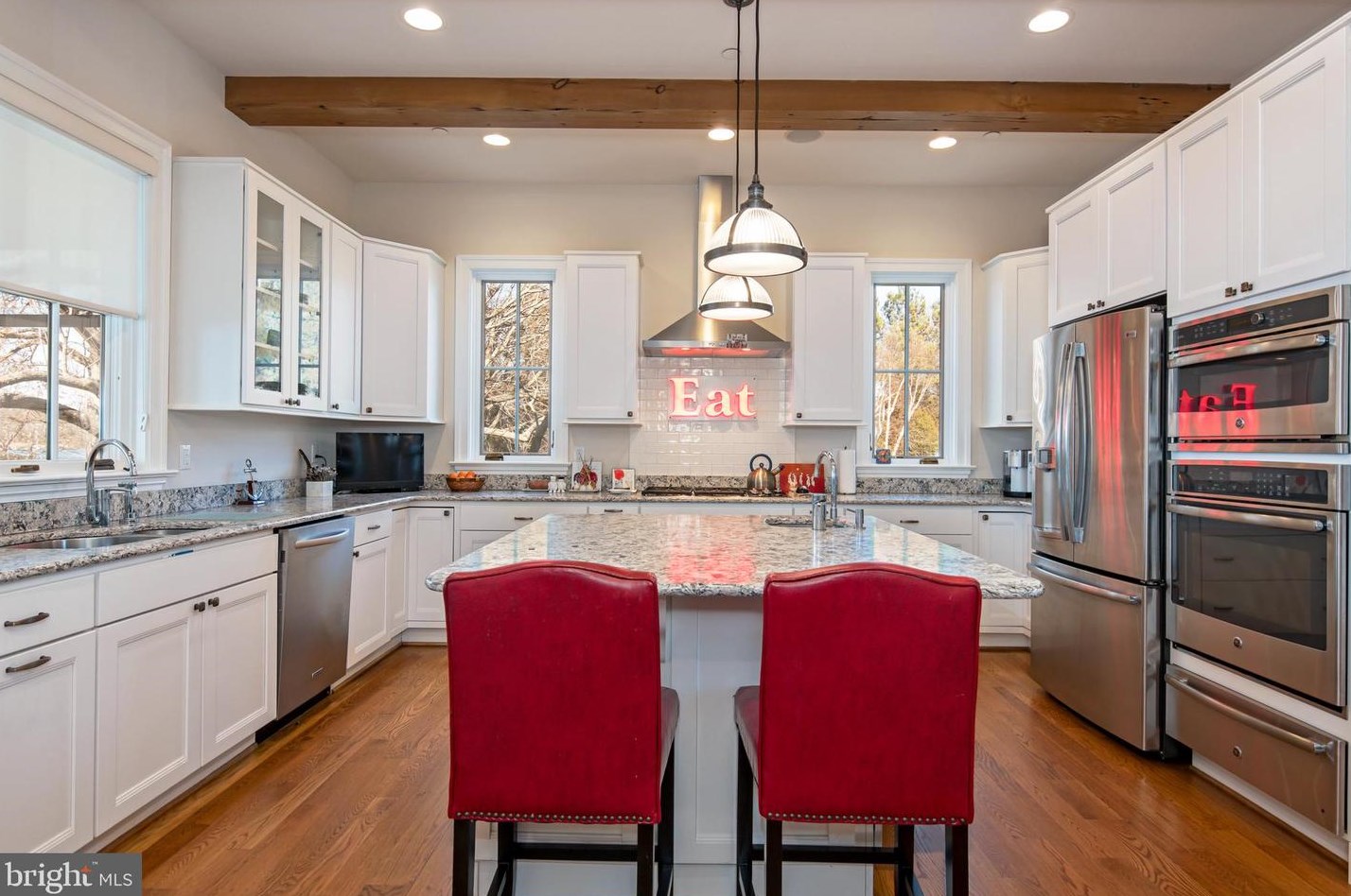 26404 Presquile Dr, Easton MD 21601 exterior