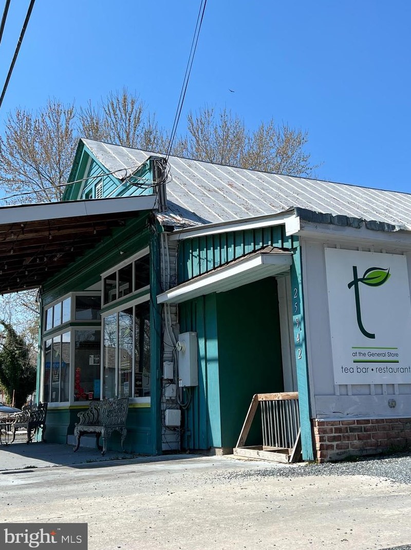 7054 Hopkins Nck Rd, Easton MD 21601-7706 exterior