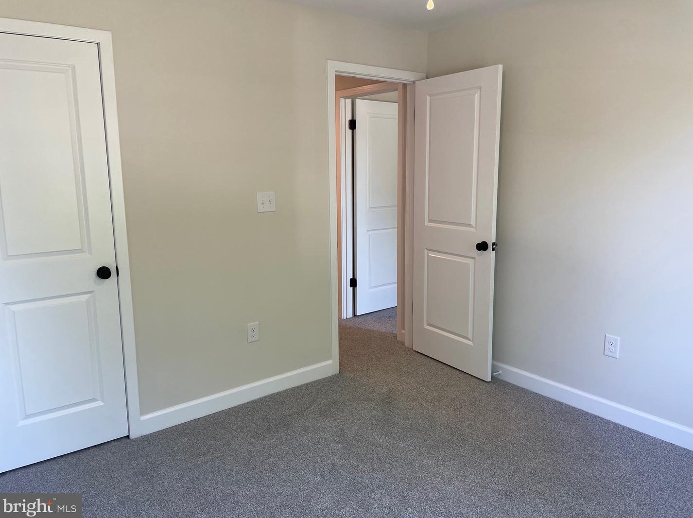 9097 Honeysuckle Dr, Easton MD 21601-6395 exterior