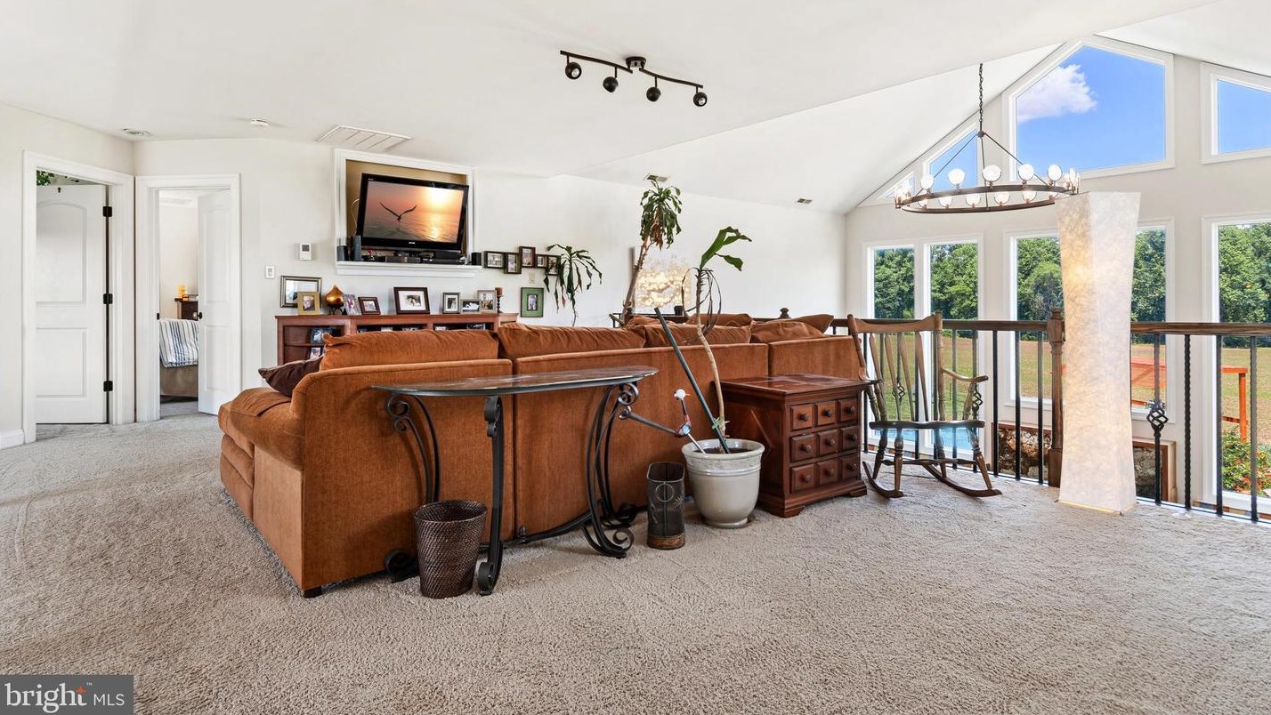 30176 Matthewstown Rd, Easton MD 21601-6402 exterior