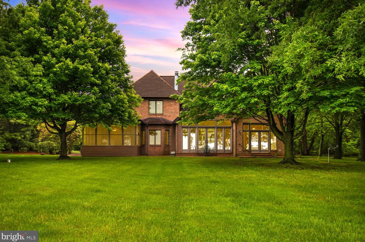 8288 Bozman Neavitt Rd, Saint Michaels MD 21663-2462 exterior