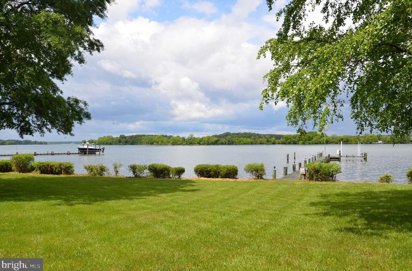 8288 Bozman Neavitt Rd, Saint Michaels MD 21663-2462 exterior