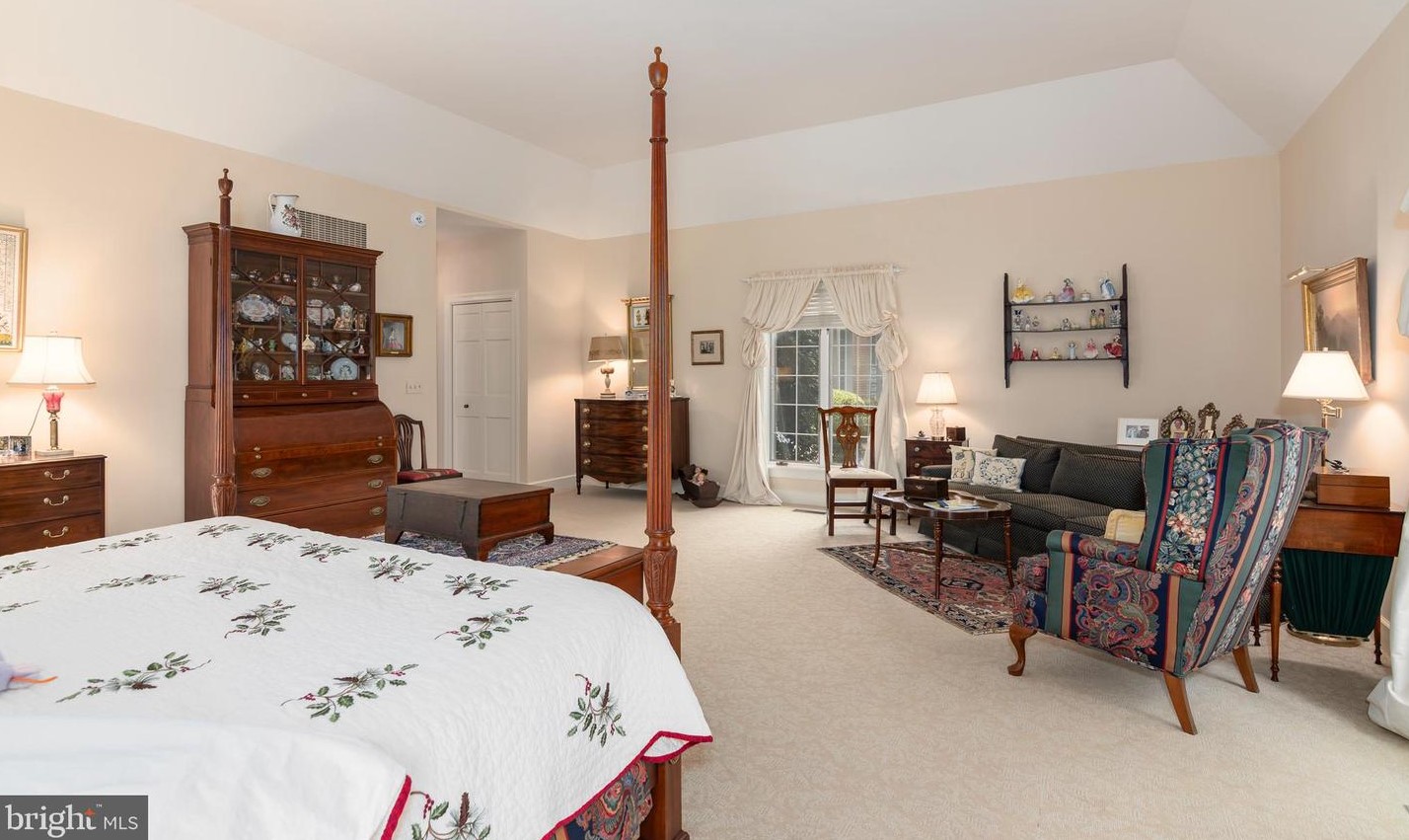 9338 Bantry Rd, Easton MD 21601-5715 exterior