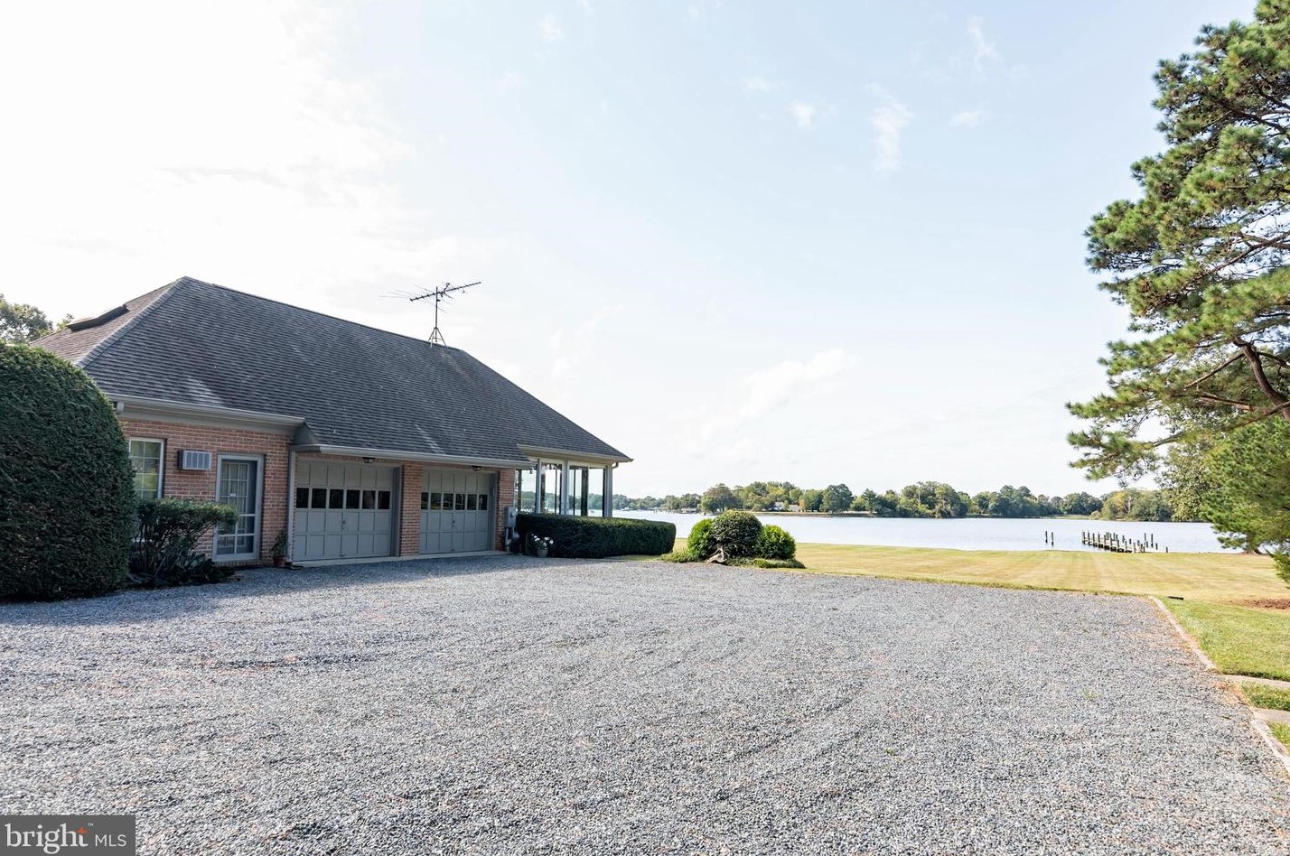 9338 Bantry Rd, Easton MD 21601-5715 exterior