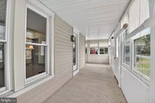 10437 Main St, Claiborne, MD 21624 - Photo 15