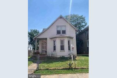 906 Pope Avenue, Hagerstown, MD 21740 - Photo 1