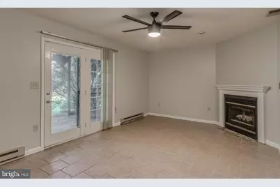 1026 Lindsay Lane, Hagerstown, MD 21742 - Photo 23