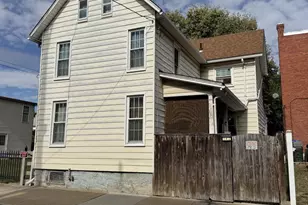 142 East Ave, Hagerstown, MD 21740 - Photo 1