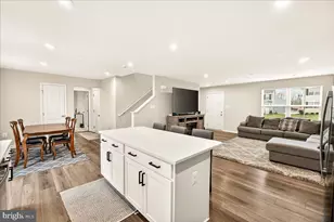 104 Charlotte St, Hagerstown, MD 21740 - Photo 11