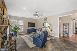 18637 Outpost Rd, Keedysville, MD 21756 - Photo 19