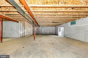 18218 Summerlin Dr, Hagerstown, MD 21740 - Photo 5