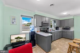 54 W Henrietta St, Smithsburg, MD 21783 - Photo 7