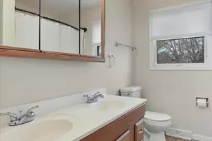 1349 Cedarwood Dr, Hagerstown, MD 21742 - Photo 15