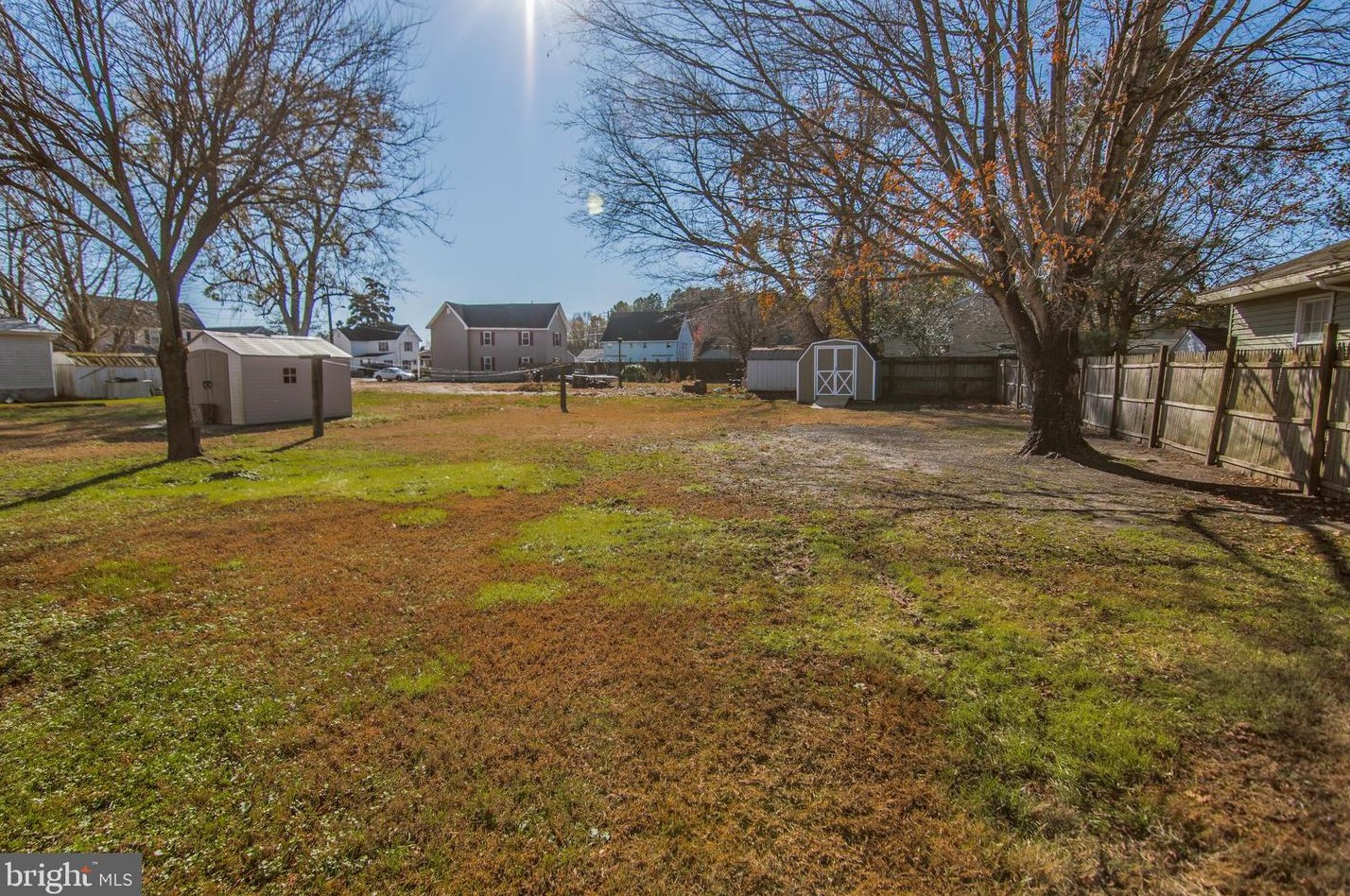 304 Walnut St, Hebron MD  21830-1207 exterior