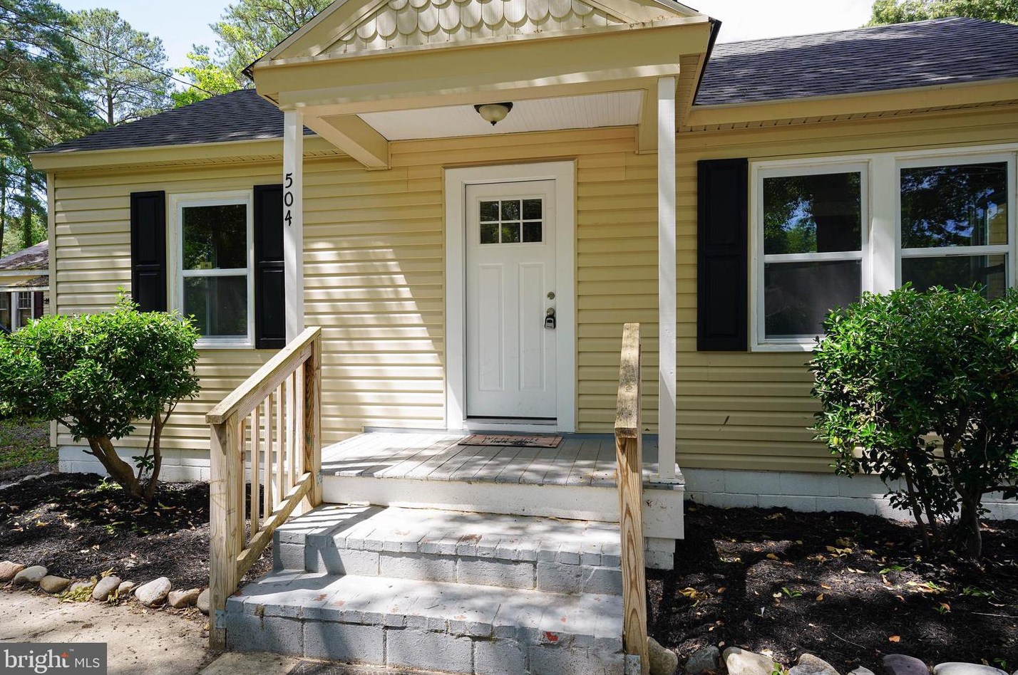 504 Sheldon Ave, Fruitland MD 21826-1409 exterior