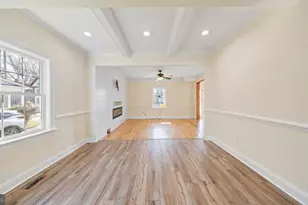 301 E Chestnut St, Delmar, MD 21875 - Photo 13