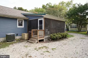 29325 W Line Rd, Delmar, MD 21875 - Photo 7