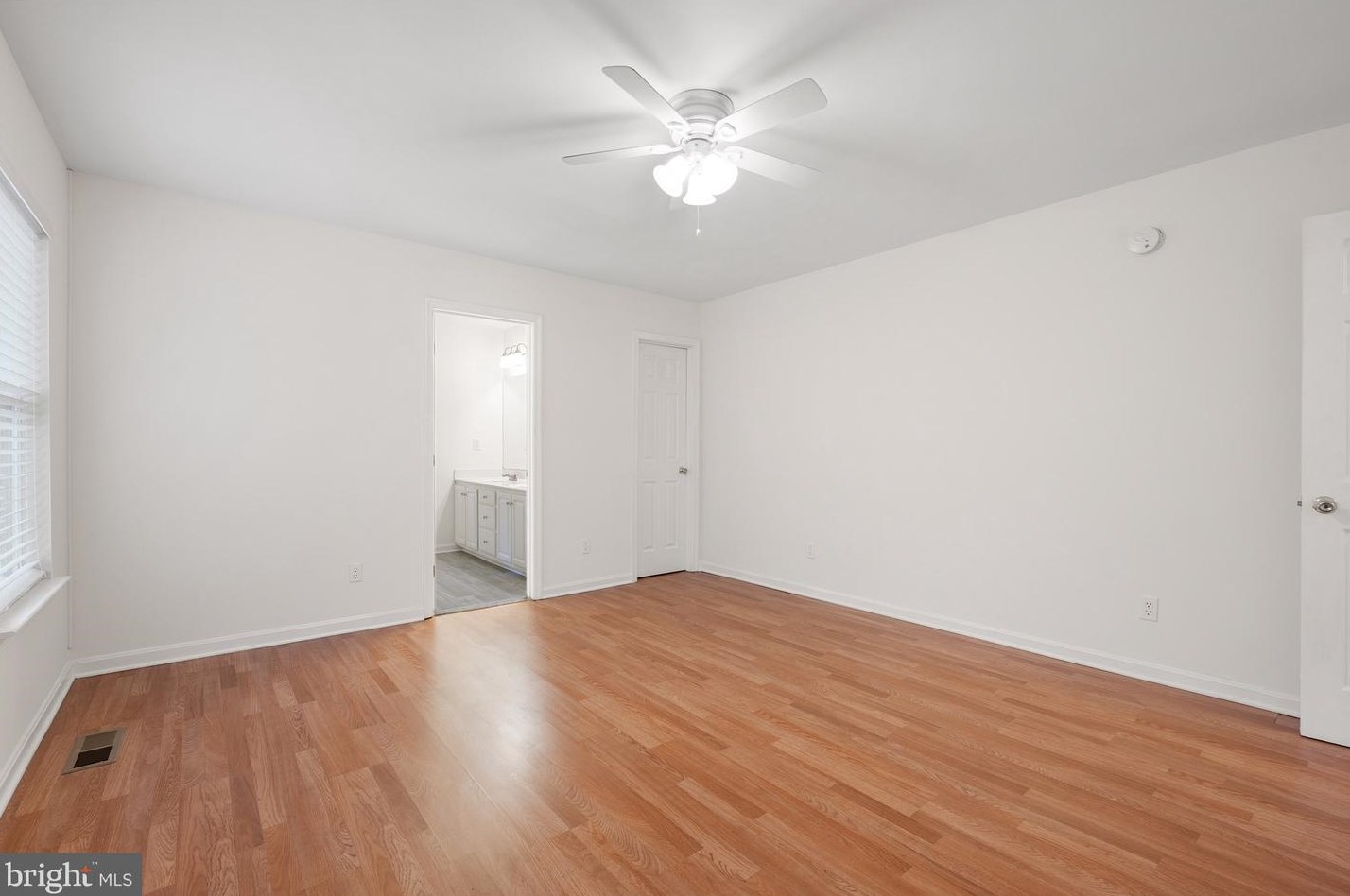 25 Admiral Ave, Berlin MD  21811-1855 exterior