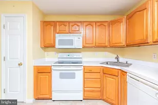 11425 Manklin Creek Rd, Ocean Pines, MD 21811 - Photo 9