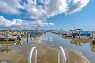 360 Timberline Cir, Berlin, MD 21811 - Photo 9