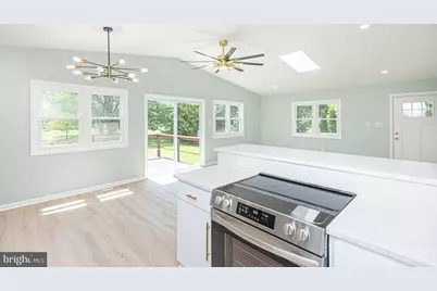 6438 Knoll Hill Drive, Berlin, MD 21811 - Photo 7