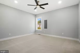 7921 East Side Rd, Chincoteague Island, VA 23336 - Photo 15