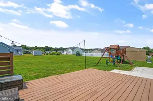 2370 Yardarm Dr, Greenbackville, VA 23356 - Photo 37