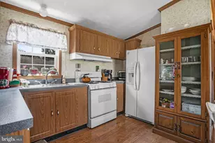 5328 Merritt Dr, Chincoteague Island, VA 23336 - Photo 17