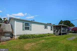 5328 Merritt Dr, Chincoteague Island, VA 23336 - Photo 3