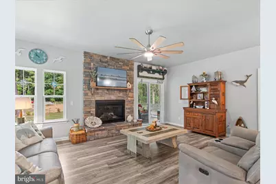 38121 Neptune Drive, Greenbackville, VA 23356 - Photo 15