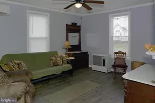 25588 Shore Main Dr, Bloxom, VA 23308 - Photo 11