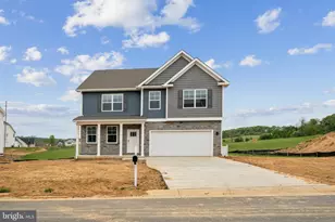 80 Whispering Oaks Dr, Staunton, VA 24401 - Photo 1