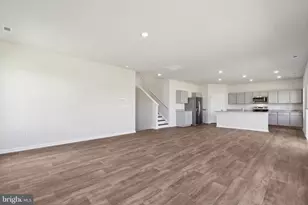 99 Fairfield Dr, Staunton, VA 24401 - Photo 5