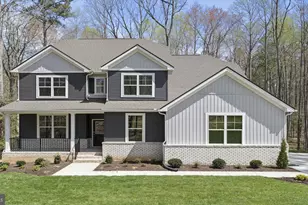 187 Fairfield Dr, Staunton, VA 24401 - Photo 1