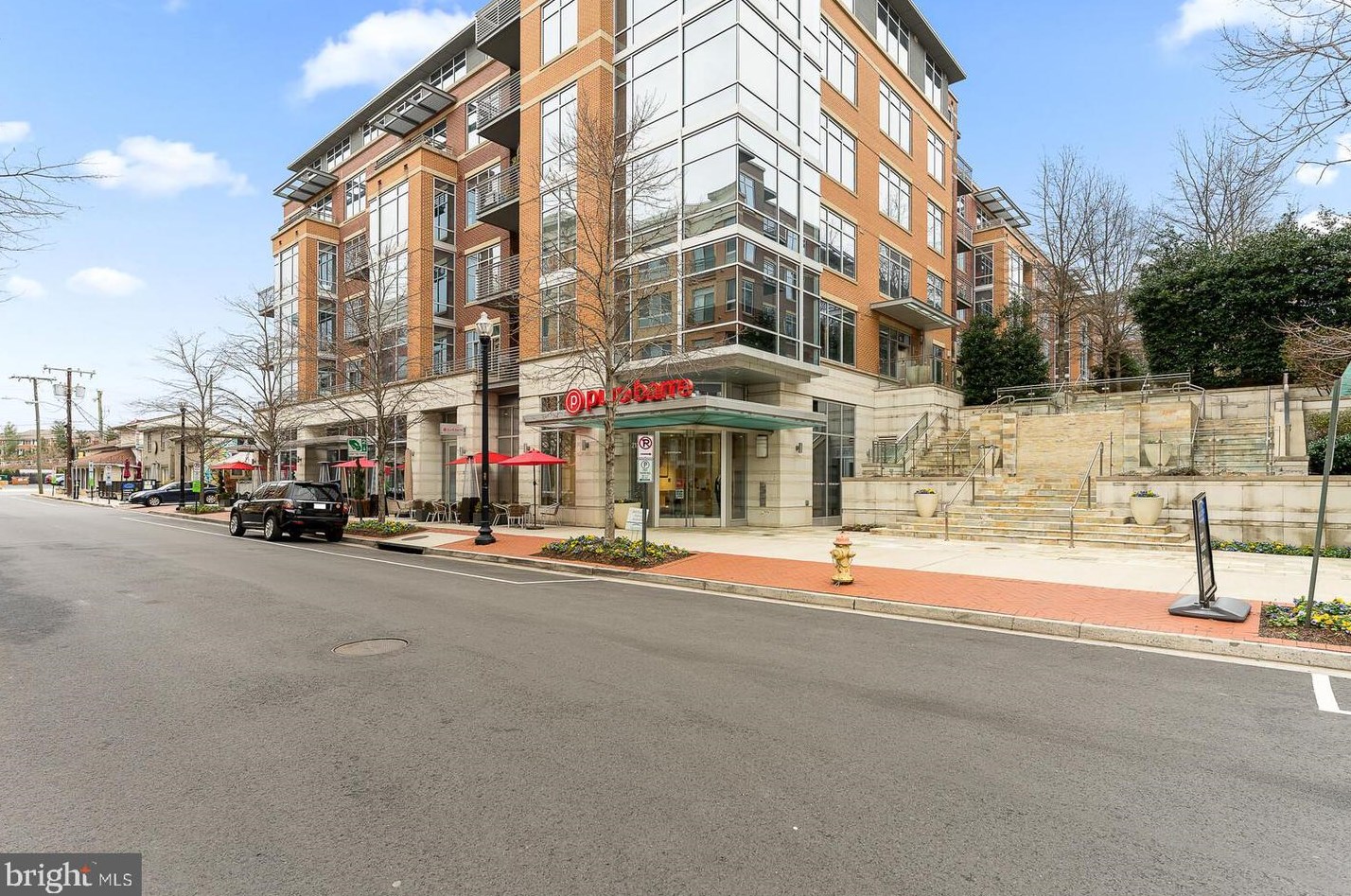 2200 Westmoreland St, Arlington VA  22213-1016 exterior