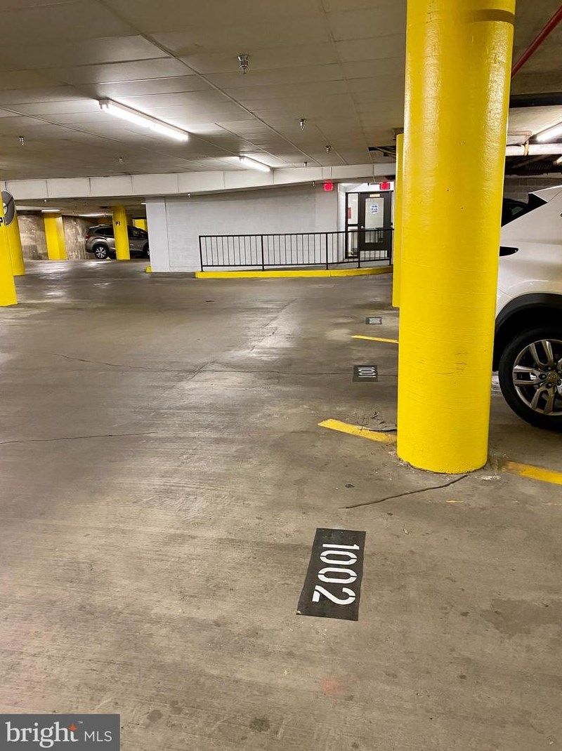 1001 Vermont St, Arlington VA  22201-4763 exterior