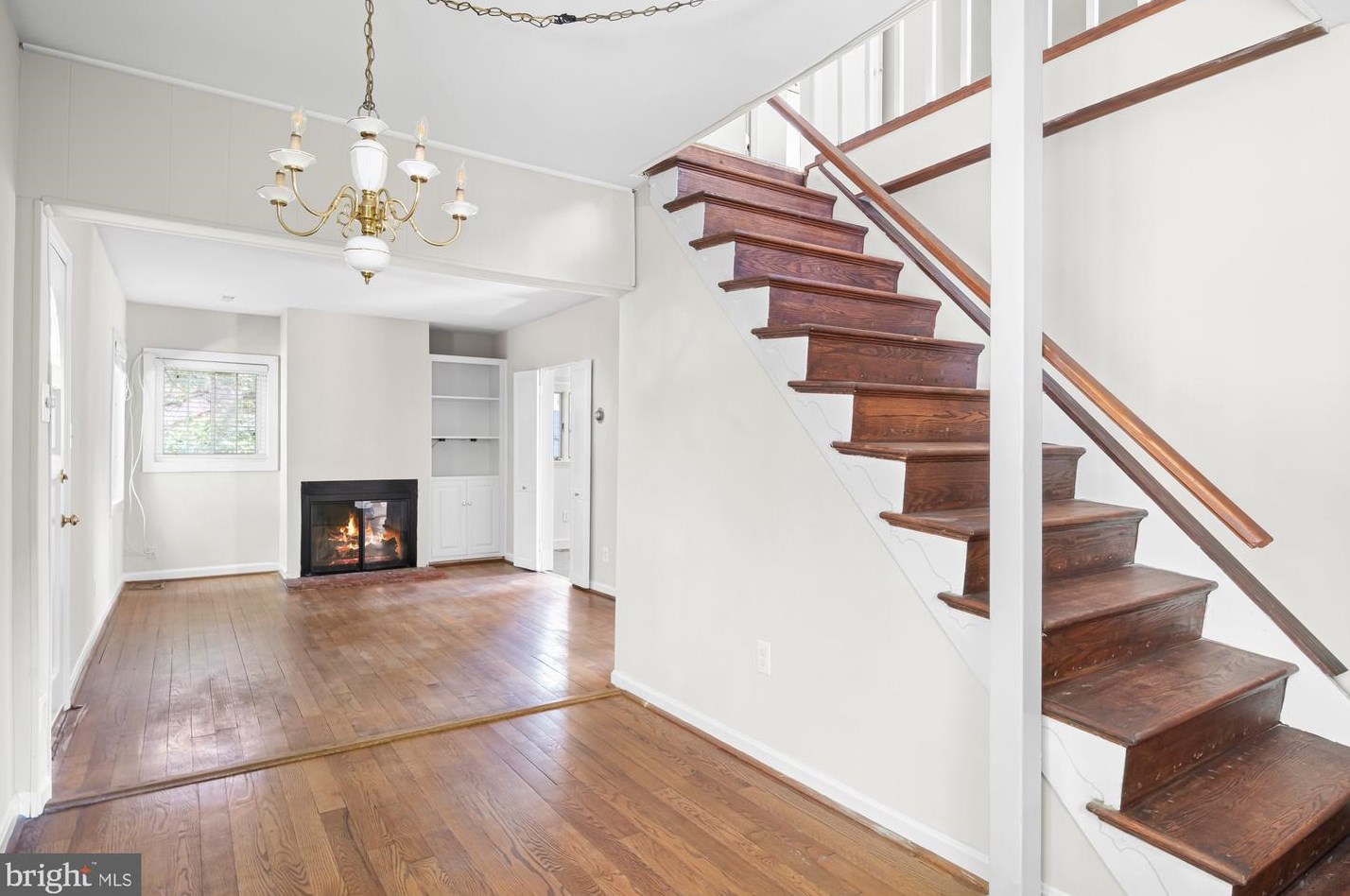1818 Stafford St, Arlington VA  22204-4019 exterior