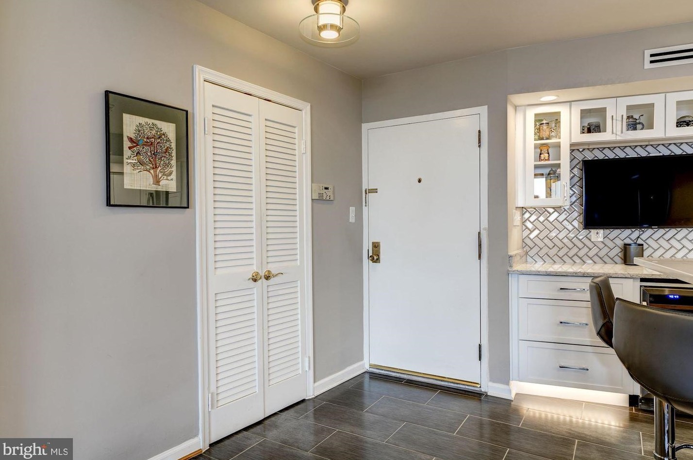 1101 S Arlington Ridge Rd #913, Arlington, VA 22202