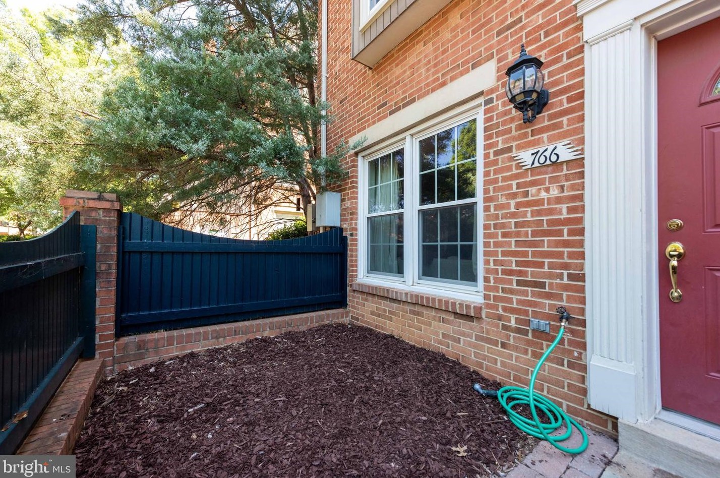766 Vermont St, Arlington VA  22203-2022 exterior