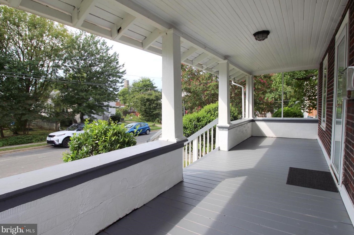 723 Barton St, Arlington VA  22201-1905 exterior